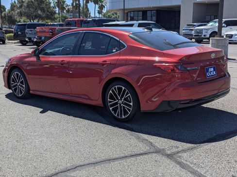 Used 2025 Toyota Camry XLE w/ Premium Package FWD image 4