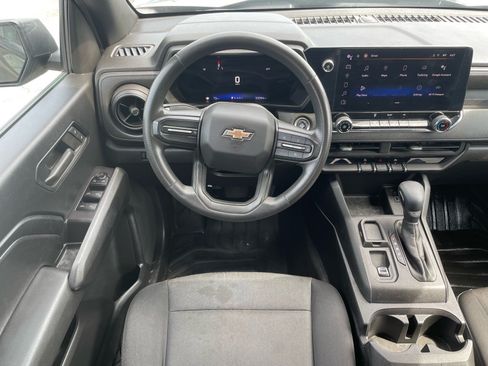 Used 2023 Chevrolet Colorado W/T RWD image 7