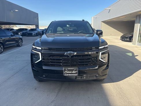Used 2025 Chevrolet Suburban RST w/ Sun And Tow Package image 2