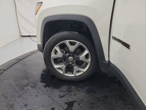 Used 2018 Jeep Compass Limited w/ Navigation Group image 24