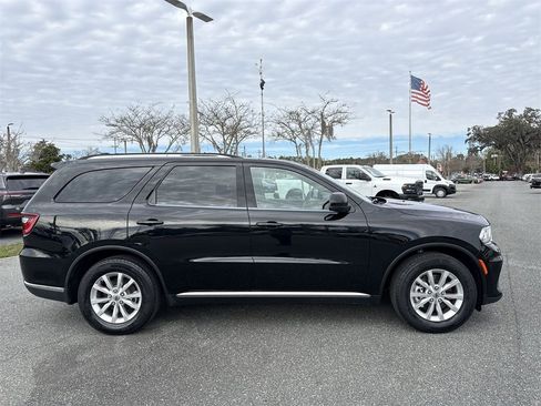 Used 2023 Dodge Durango SXT Launch Edition image 2