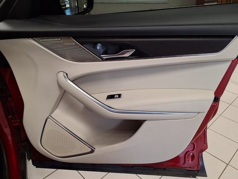 Used 2021 Jaguar F-PACE S image 12