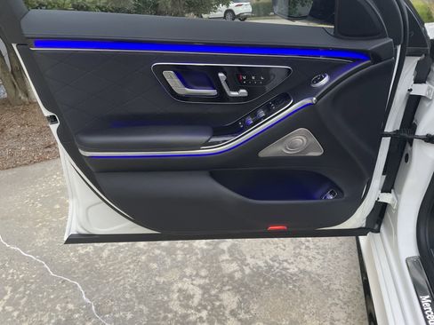 Certified 2023 Mercedes-Benz S 580 S 580 4MATIC Sedan w/ AMG Line image 16