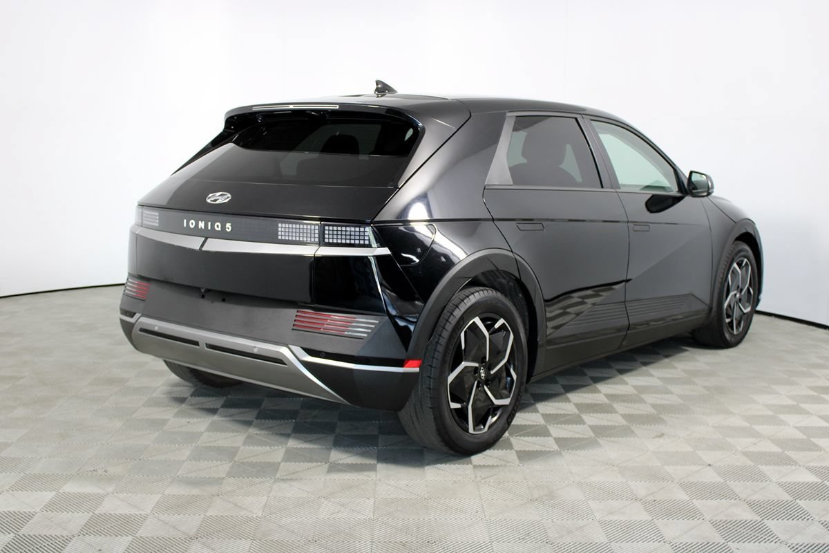 Used 2024 Hyundai Ioniq 5 SE RWD image 6