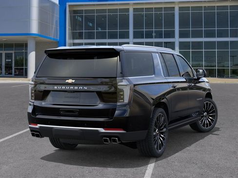 New 2026 Chevrolet Suburban High Country AWD/4WD image 4