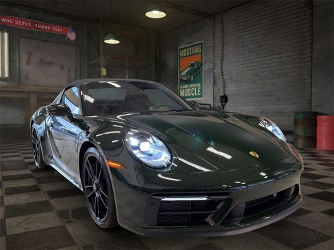 Used 2024 Porsche 911 Targa 4 GTS image 7