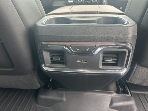 Used 2024 GMC Sierra 1500 Denali Ultimate AWD/4WD image 15