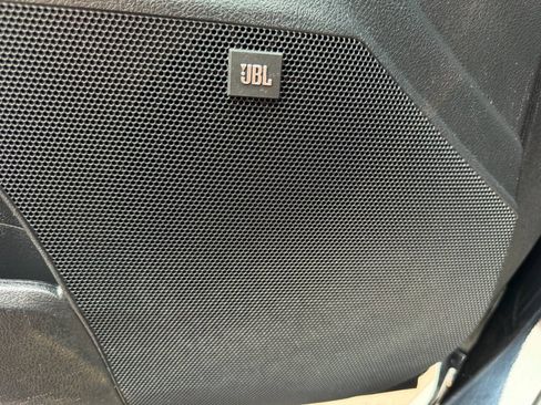 Used 2015 Toyota Avalon Limited FWD image 17