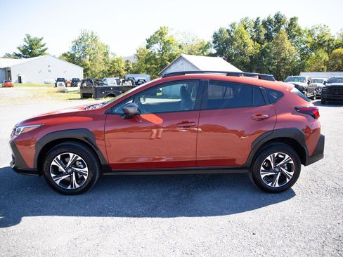 Used 2024 Subaru Crosstrek 2.0i Premium w/ Crosstrek Mirror Package image 6