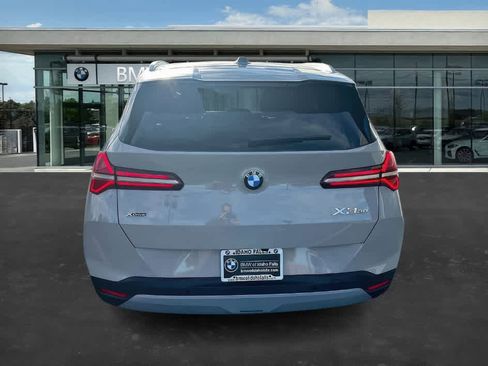 Used 2026 BMW X3 xDrive30 w/ Premium Package image 7
