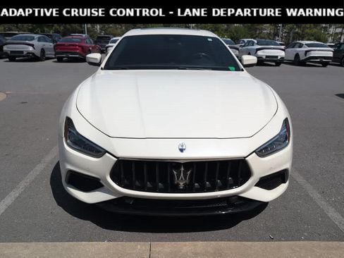 Used 2022 Maserati Ghibli Modena Q4 AWD/4WD image 2