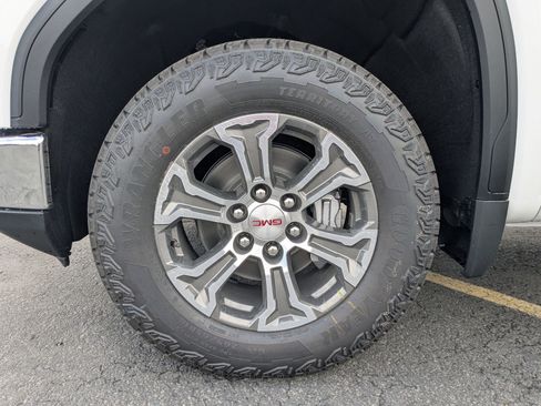 New 2026 GMC Sierra 1500 SLE w/ Preferred Package AWD/4WD image 26