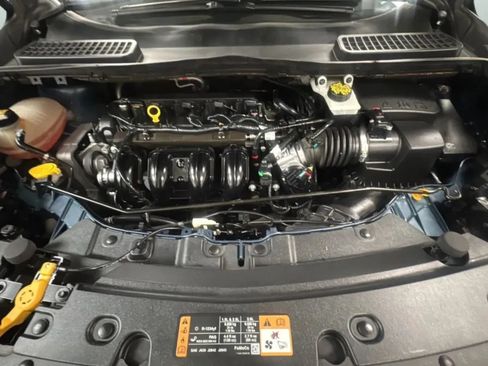 Used 2018 Ford Escape S FWD image 22