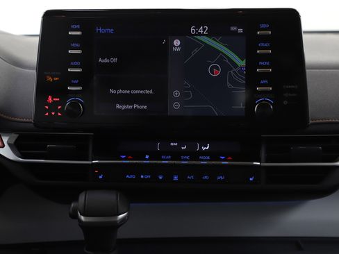 Used 2024 Toyota Sienna XSE image 18