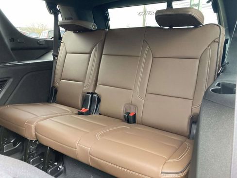 New 2026 Chevrolet Tahoe High Country AWD/4WD image 14