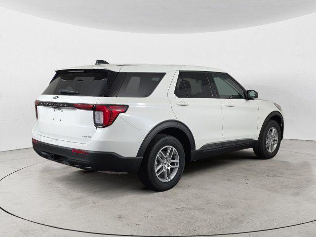 Used 2026 Ford Explorer Active AWD/4WD image 5