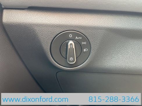 New 2025 Volkswagen Jetta SE image 17