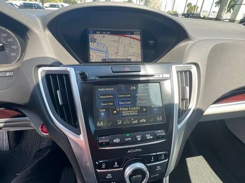 Used 2015 Acura TLX w/ Technology Package FWD image 3