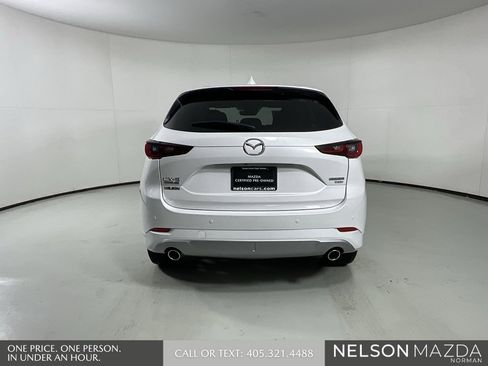 Certified 2025 MAZDA CX-5 Signature image 9