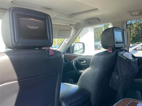 Used 2019 Nissan Armada Platinum w/ Captain's Chairs Package RWD image 13