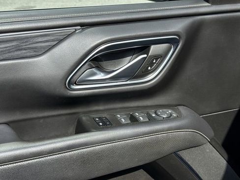 Used 2022 GMC Yukon SLT AWD/4WD image 23