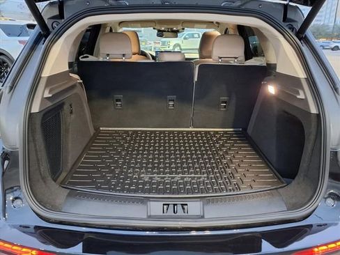 Certified 2024 Lincoln Corsair Reserve image 25