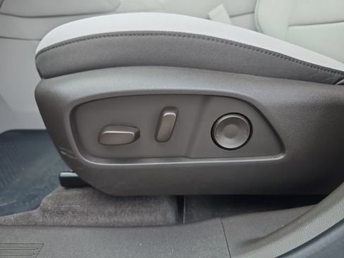 New 2026 GMC Terrain Denali AWD/4WD image 18
