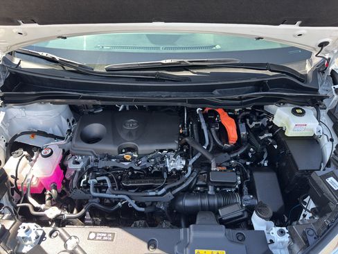 Certified 2026 Toyota Sienna XLE AWD/4WD image 21