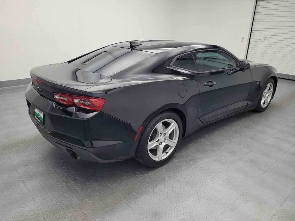 Used 2019 Chevrolet Camaro LT RWD image 10