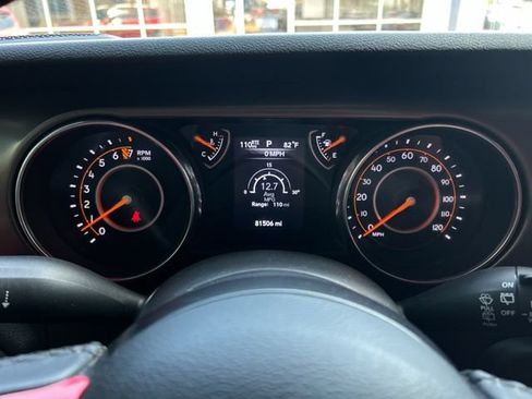 Used 2018 Jeep Wrangler Unlimited Sport S AWD/4WD image 44