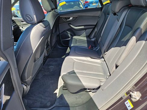 Used 2019 Audi Q8 Premium Plus AWD/4WD image 12