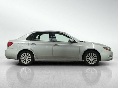 Used 2011 Subaru Impreza 2.5i Premium w/ PWR Moonroof Value Pkg image 6