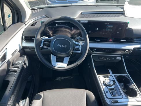 New 2026 Kia Carnival SX image 10