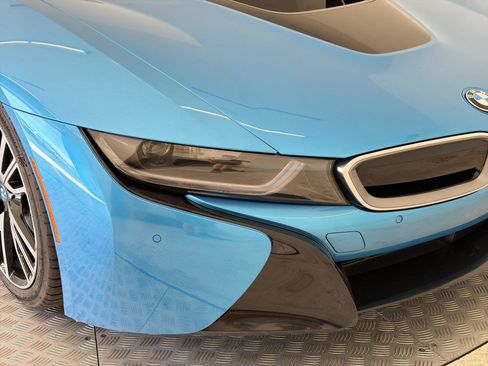 Used 2015 BMW i8 AWD/4WD image 11