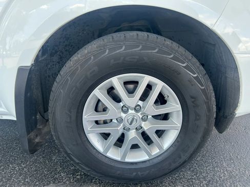 Used 2017 Nissan Frontier SV AWD/4WD image 4