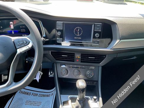 Used 2023 Volkswagen Jetta Sport FWD image 6