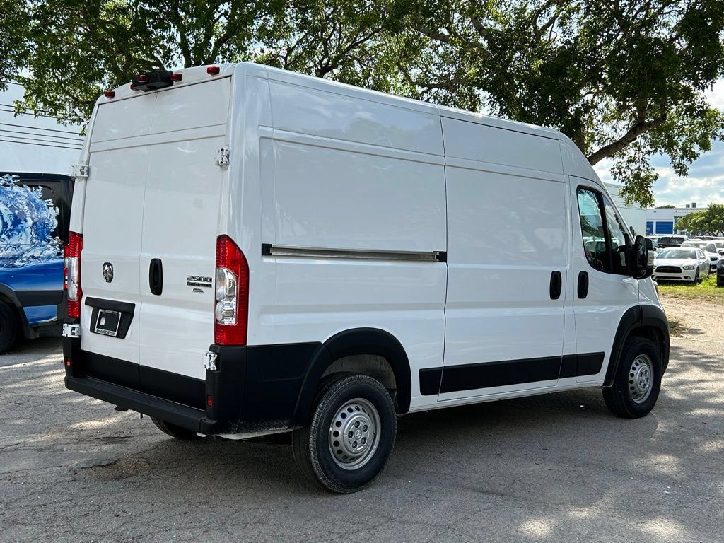 New 2024 RAM ProMaster 2500 w/ Upfitter's Prep Package FWD image 4