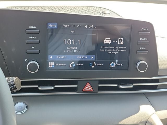 New 2026 Hyundai Elantra SEL Sport Premium FWD image 13