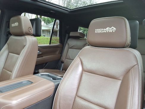 Used 2021 Chevrolet Tahoe High Country image 26