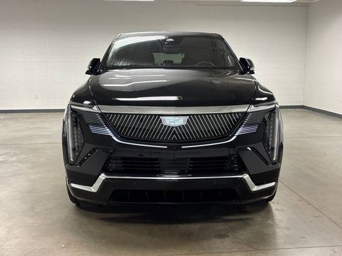 New 2025 Cadillac Escalade IQ Luxury 2 image 4
