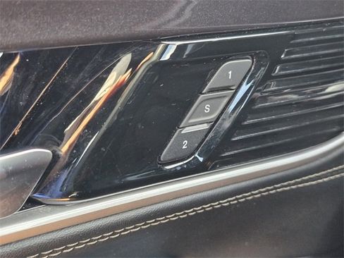 Used 2024 Jeep Wagoneer Base image 28