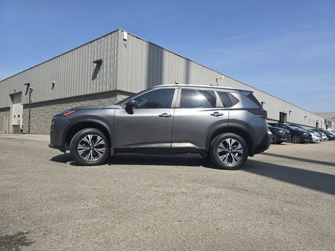 Used 2023 Nissan Rogue SV w/ SV Premium B Package AWD/4WD image 13