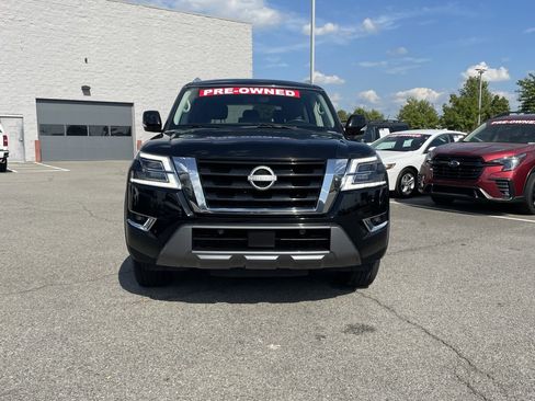 Used 2024 Nissan Armada SV image 2