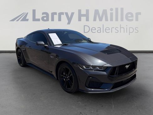 Used 2024 Ford Mustang GT RWD image 7