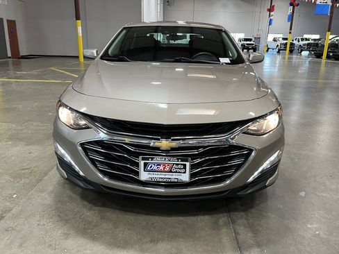 Used 2023 Chevrolet Malibu LT w/ Driver Confidence Package FWD image 8