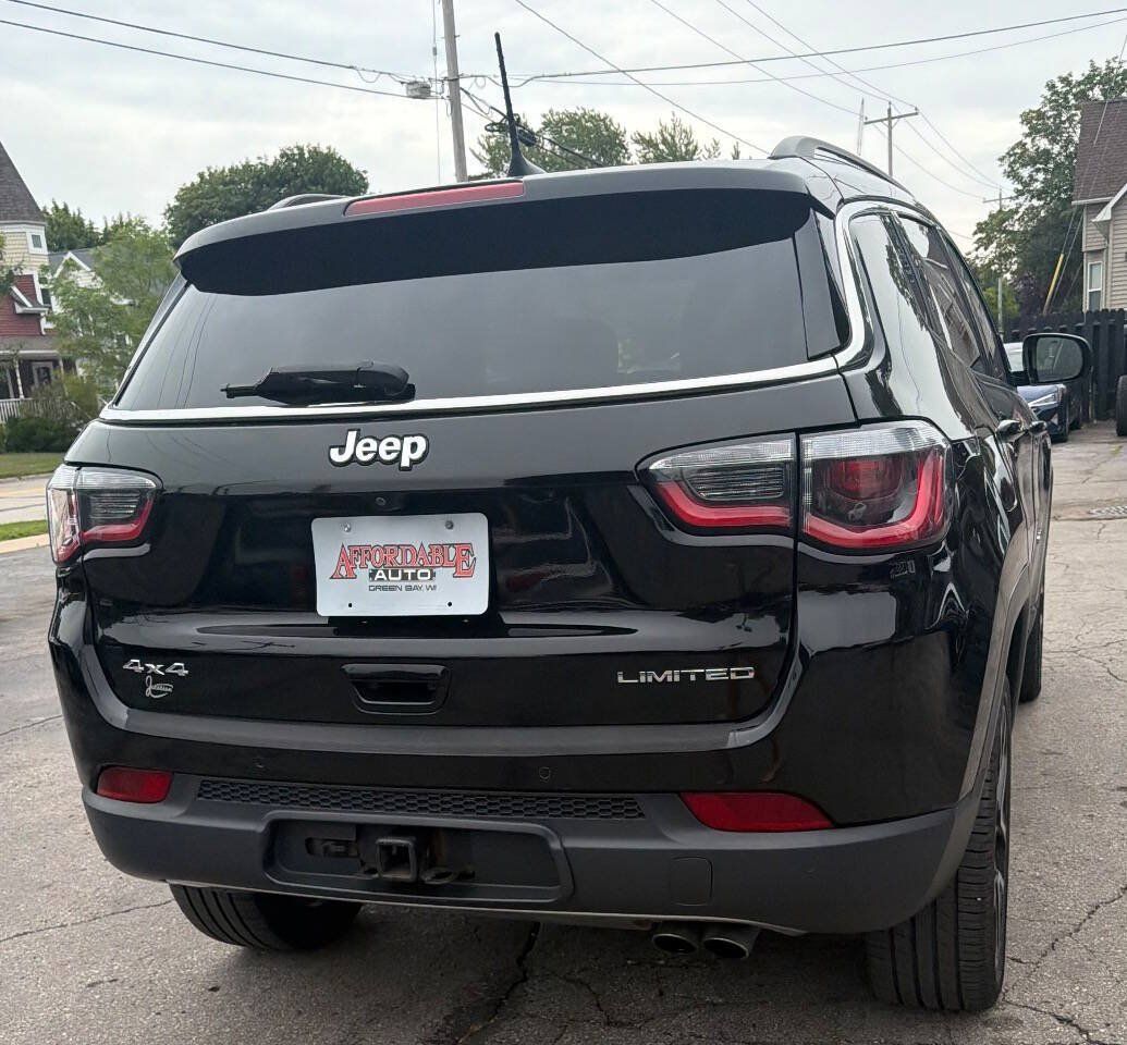 Used 2018 Jeep Compass Limited w/ Navigation Group AWD/4WD image 14