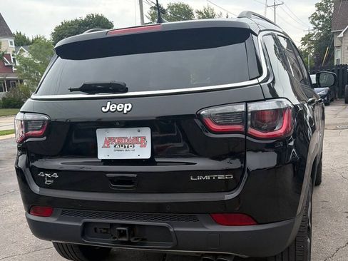 Used 2018 Jeep Compass Limited w/ Navigation Group AWD/4WD image 14