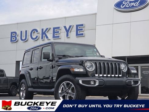 Used 2021 Jeep Wrangler Unlimited Sahara w/ Uconnect 4C Nav & Sound Group AWD/4WD image 1