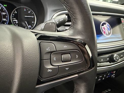 Used 2024 Buick Enclave Premium image 28