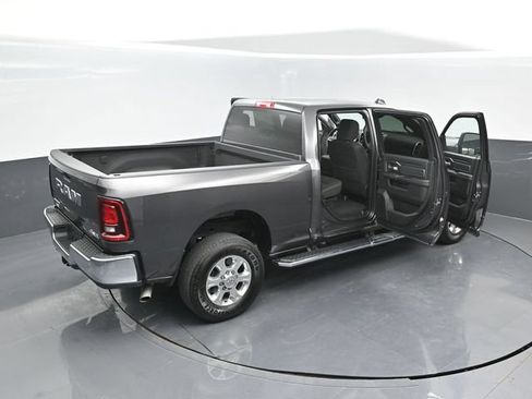 Used 2025 RAM 2500 Big Horn AWD/4WD image 23